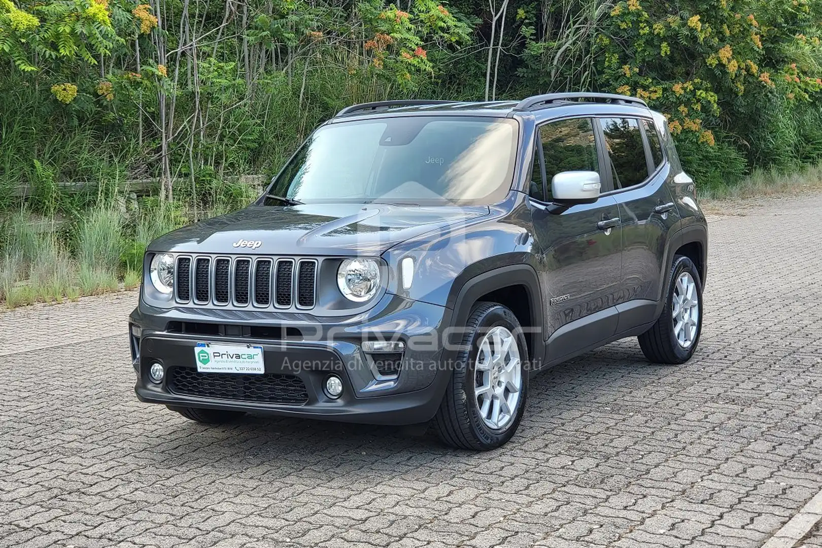 Jeep Renegade Renegade 1.6 Mjt 130 CV Limited Zilver - 1