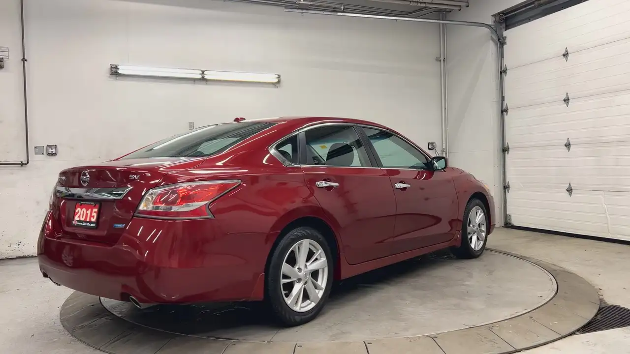 Nissan Altima снимка Nissan Altima