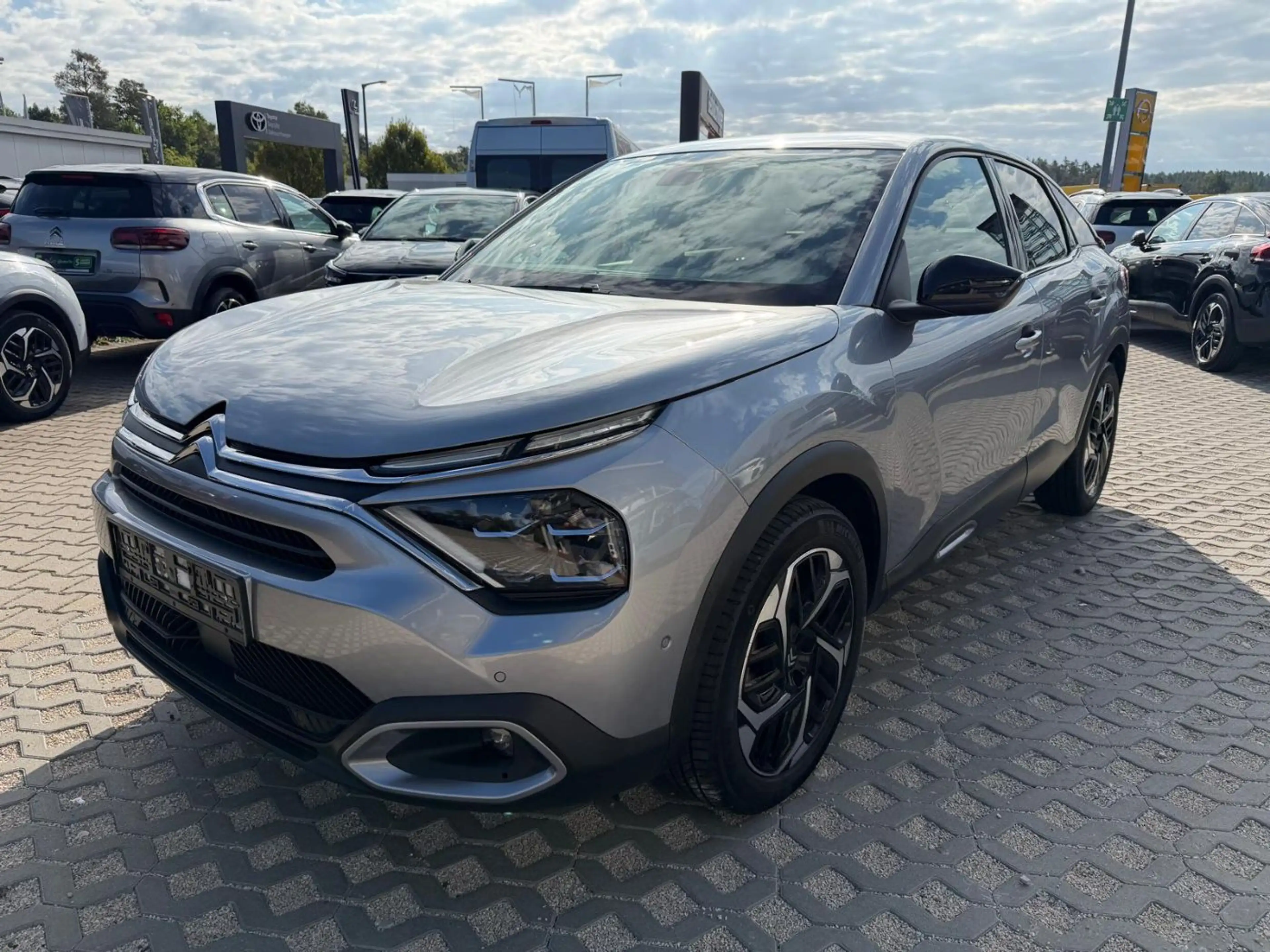 Citroen C4 1.2 PureTech 130 Max LED+Navi+SHZ+2xKlima+LM — photo 2