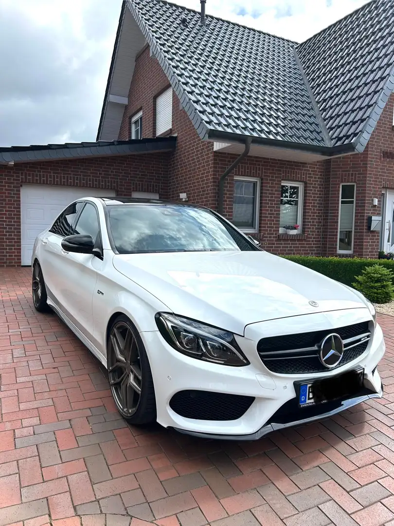 Mercedes-Benz C 400 4Matic 9G-TRONIC AMG Line Wit - 1