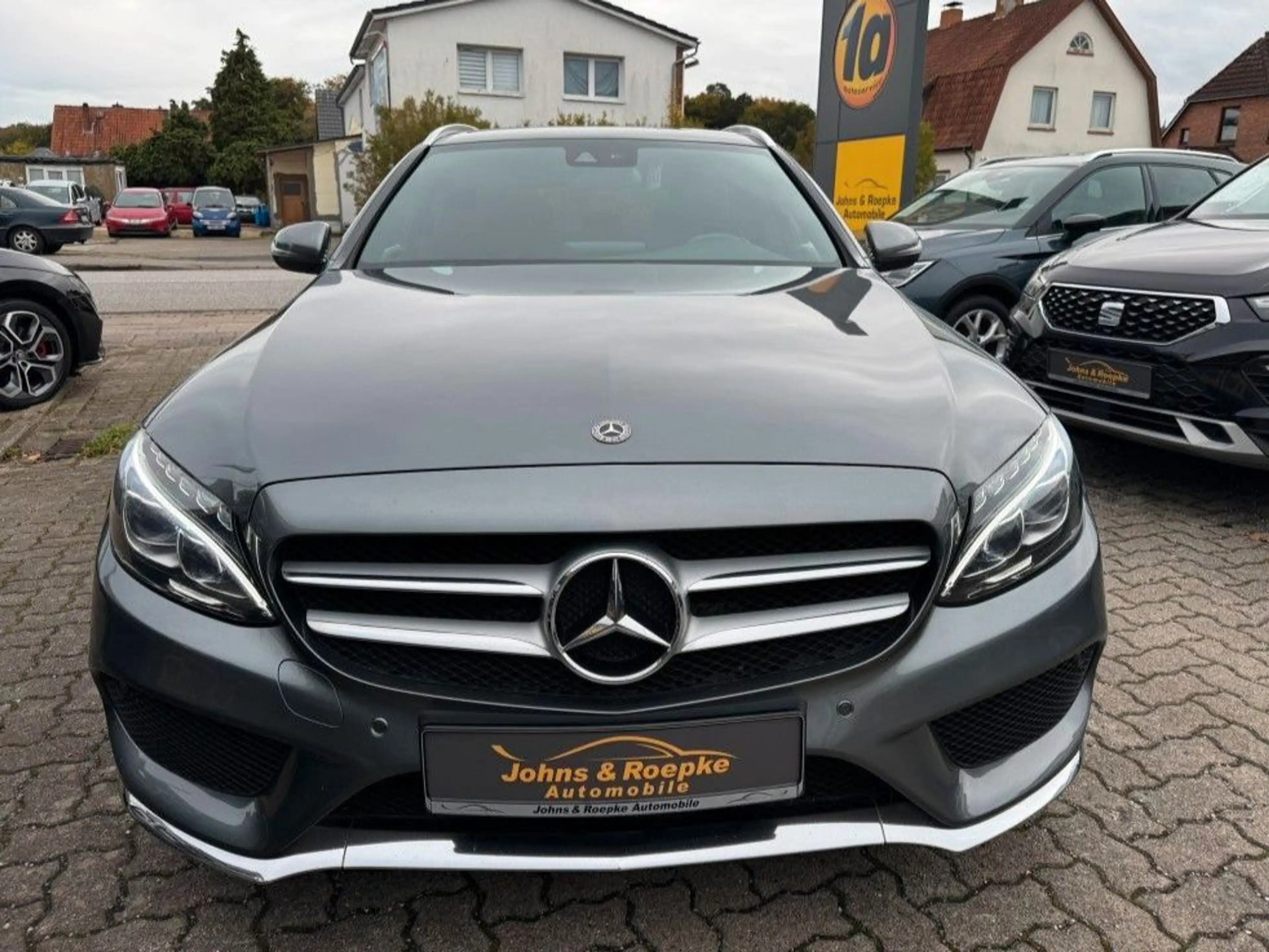 Mercedes-Benz C 220 T-Modell AMG Line Automatik / PANO-SD — photo 2