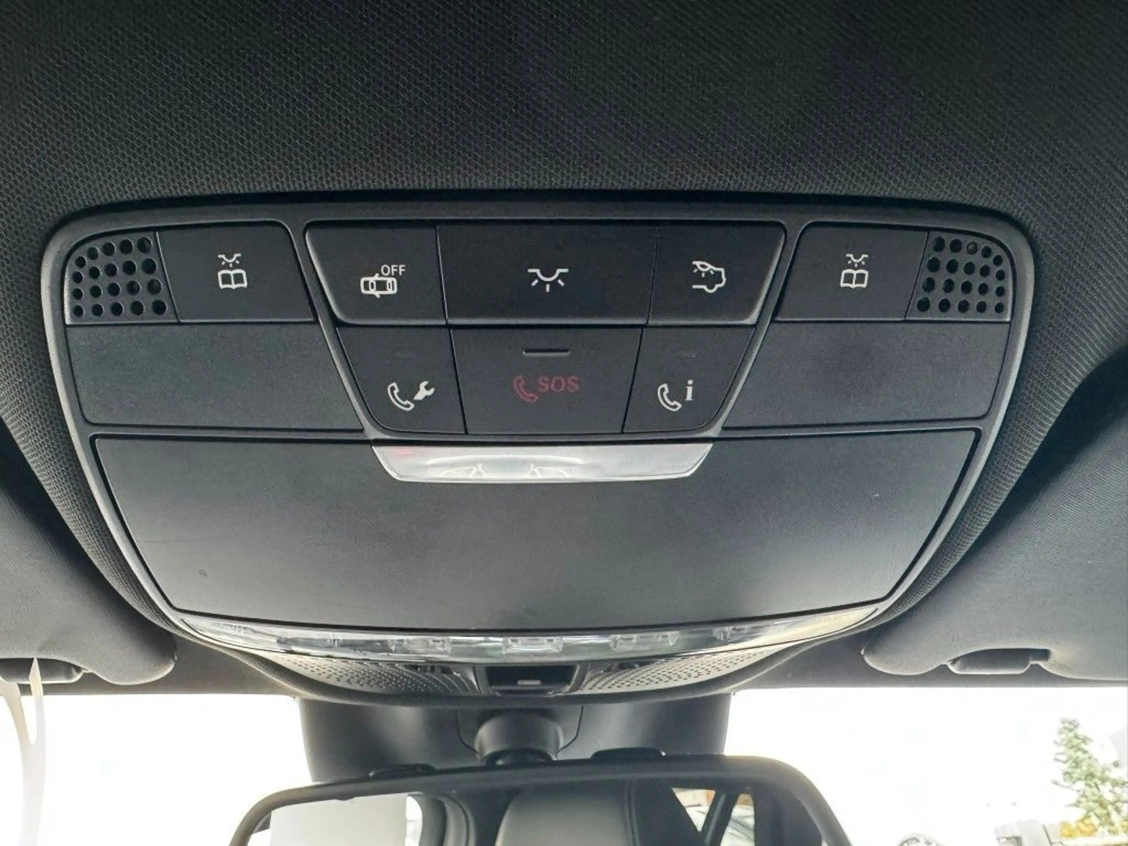 Mercedes-Benz C 220 T-Modell AMG Line Automatik / PANO-SD — photo 23