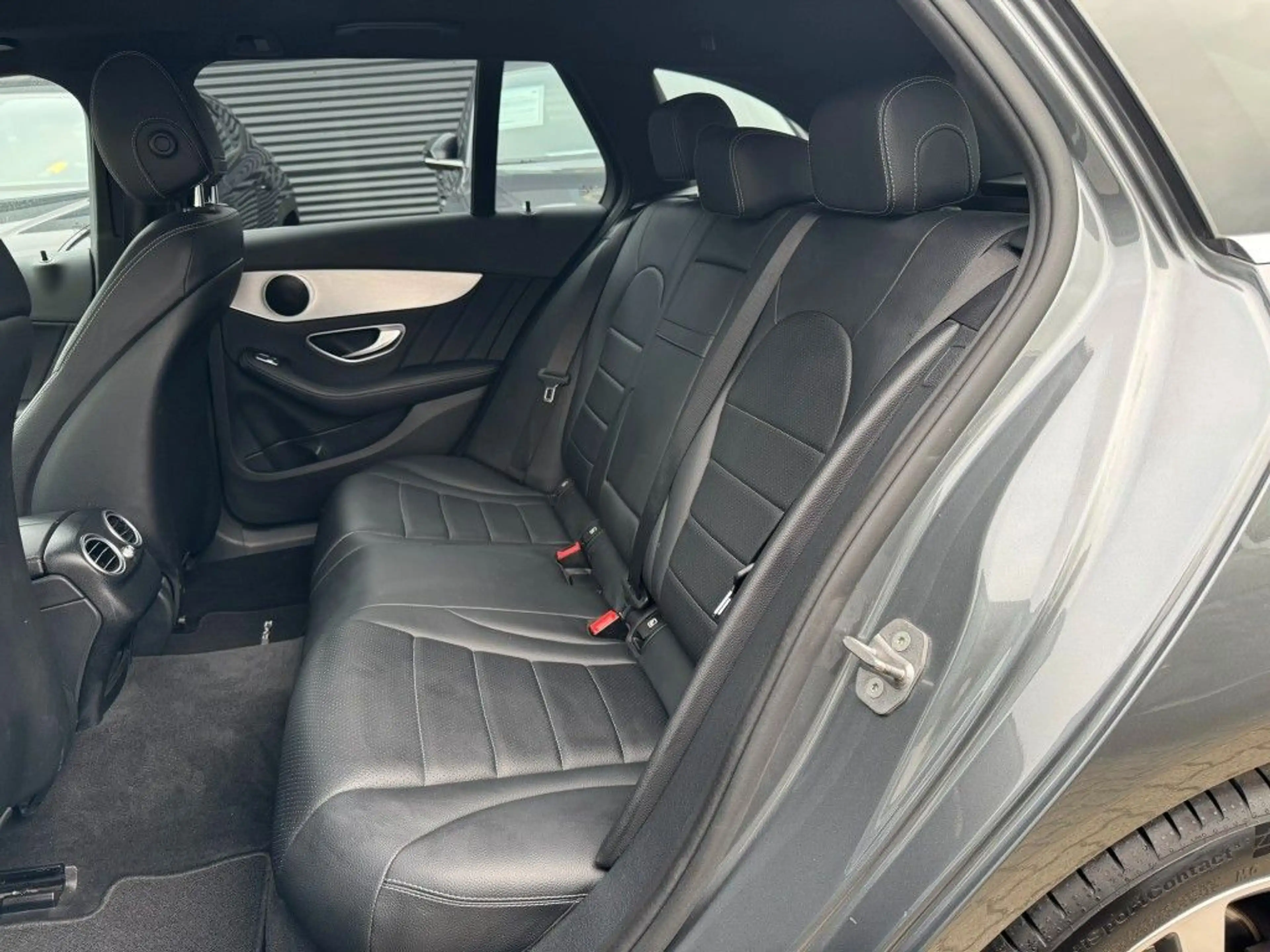 Mercedes-Benz C 220 T-Modell AMG Line Automatik / PANO-SD — photo 29
