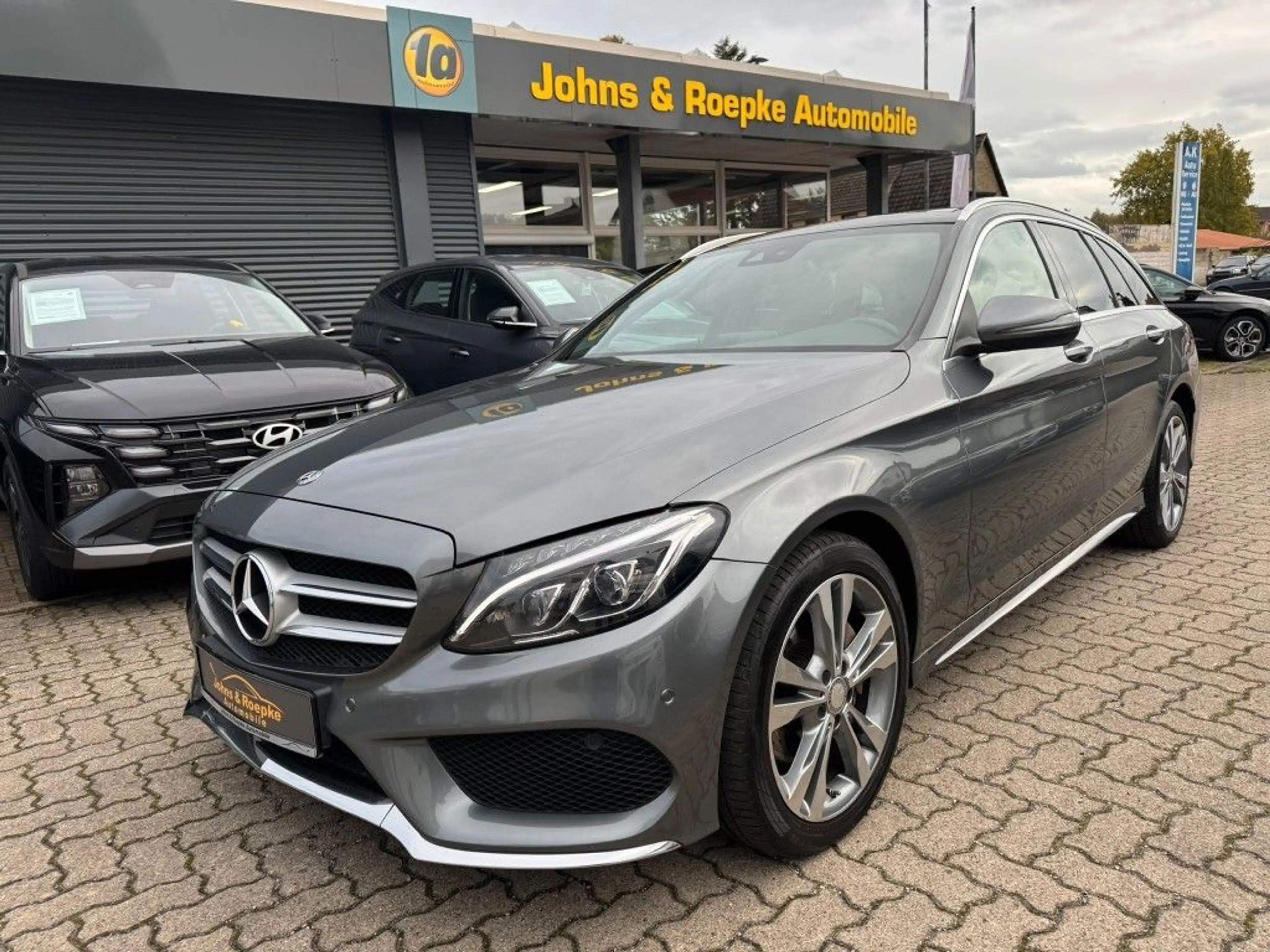 Mercedes-Benz C 220 T-Modell AMG Line Automatik / PANO-SD — photo 3