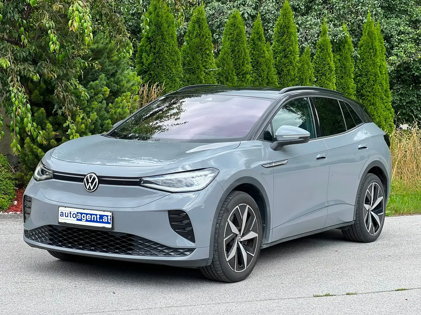 Volkswagen ID.4 GTX 220 kW 4Motion AHK Assistenz Paket+ Grau - 1
