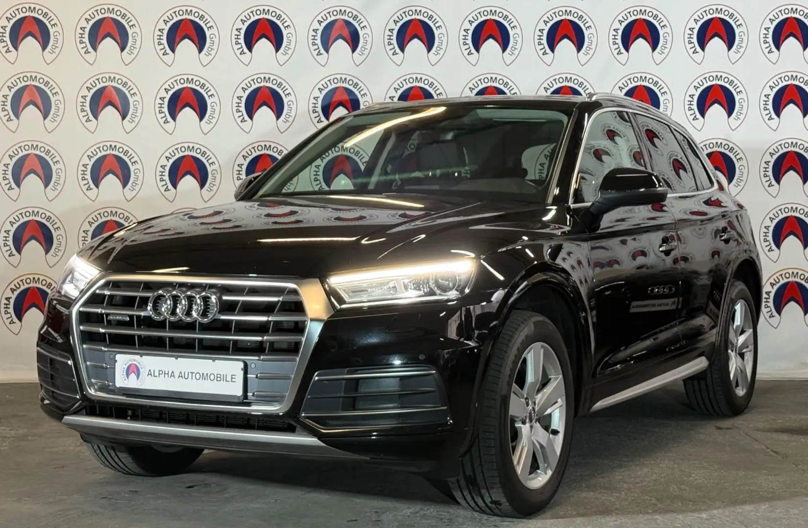 Audi Q5 40 TDI quattro sport Schwarz - 1