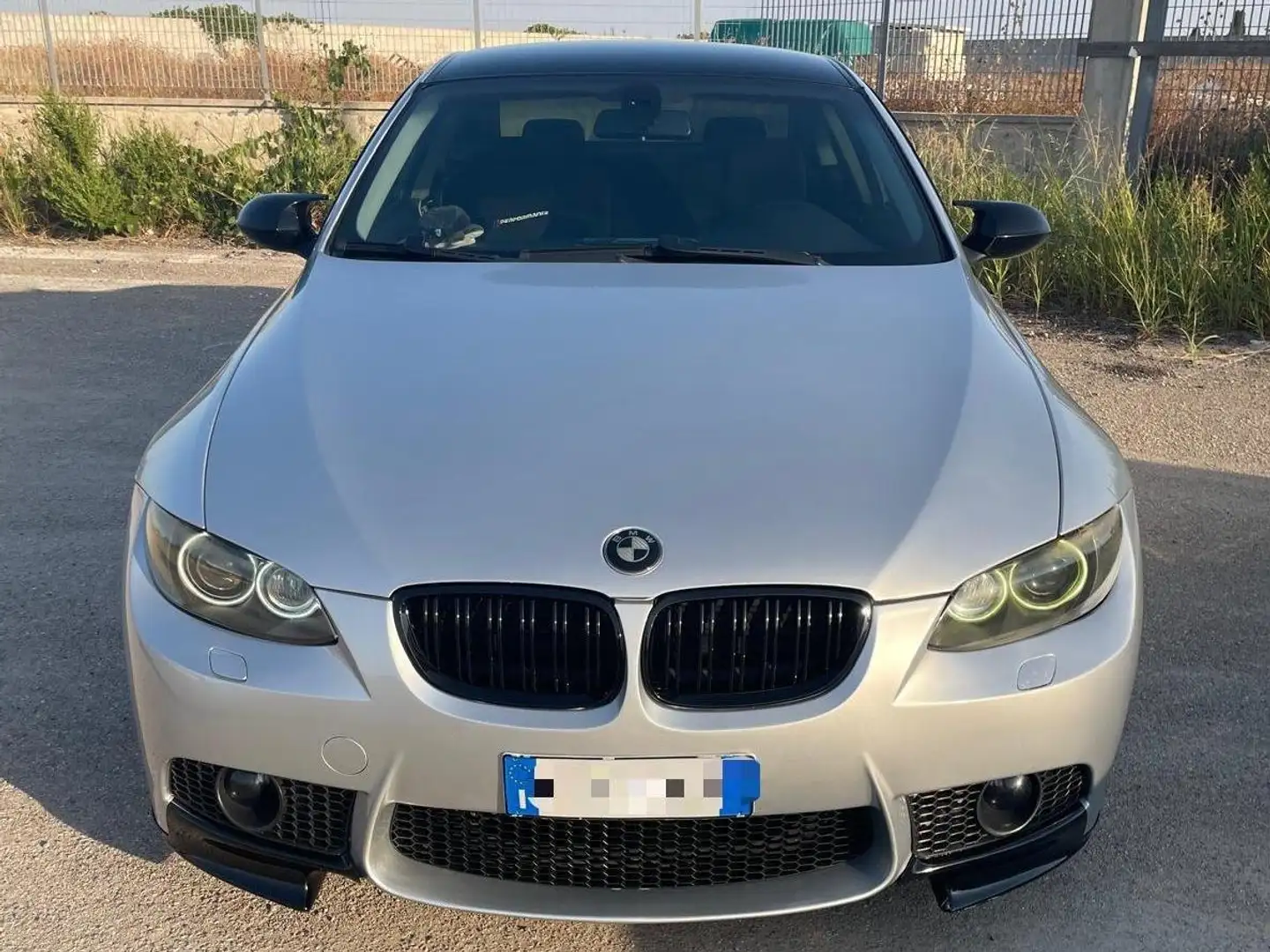 BMW 320 Serie 3 E92 Coupe 320d Coupe Msport 177cv Grijs - 1