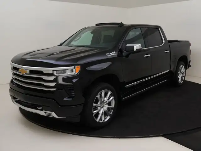 Chevrolet Silverado 1500 4WD High Country