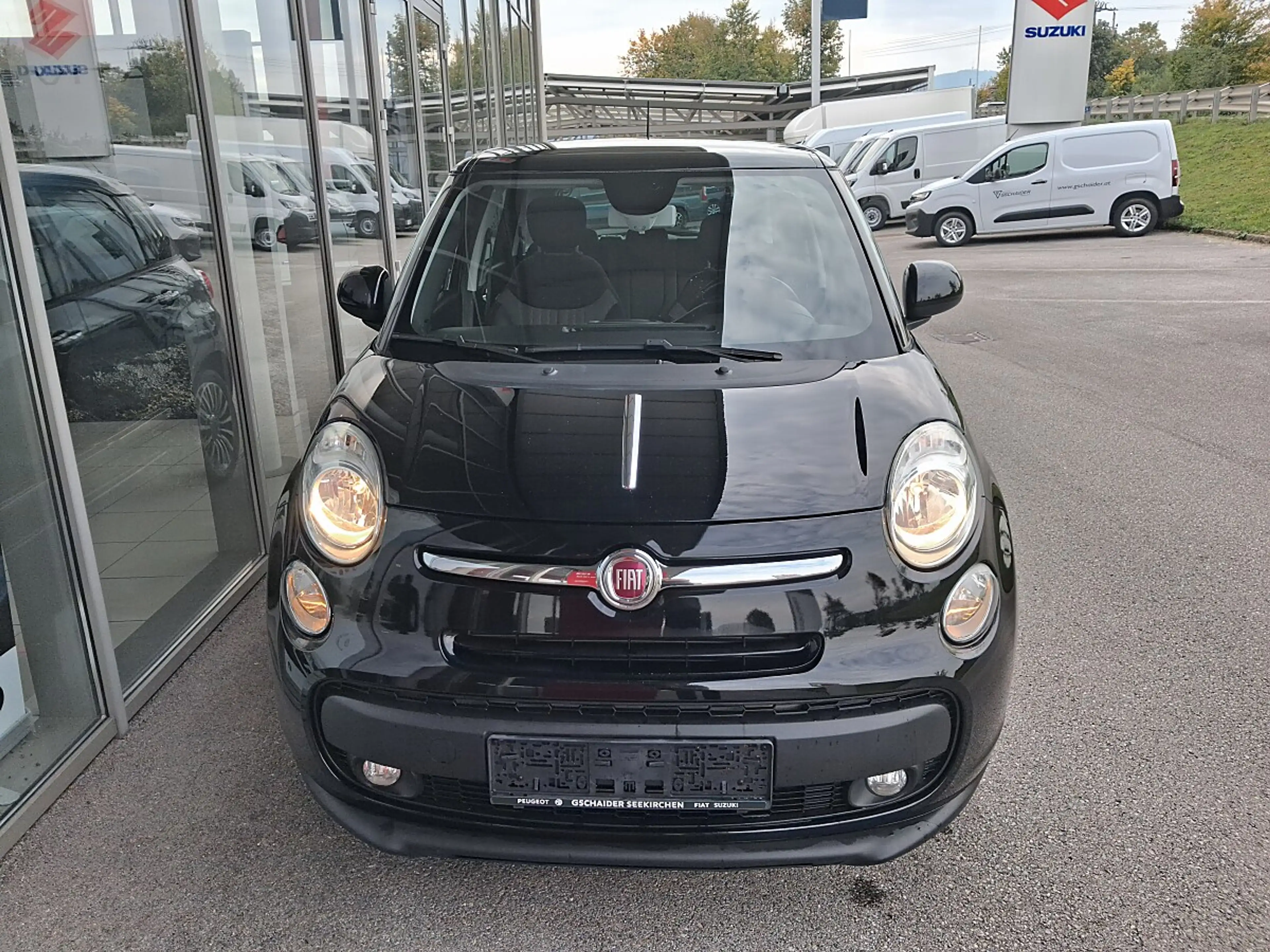 Fiat 500L 1,3 MultiJet II 95 Start&Stop Lounge Dualogic — photo 2