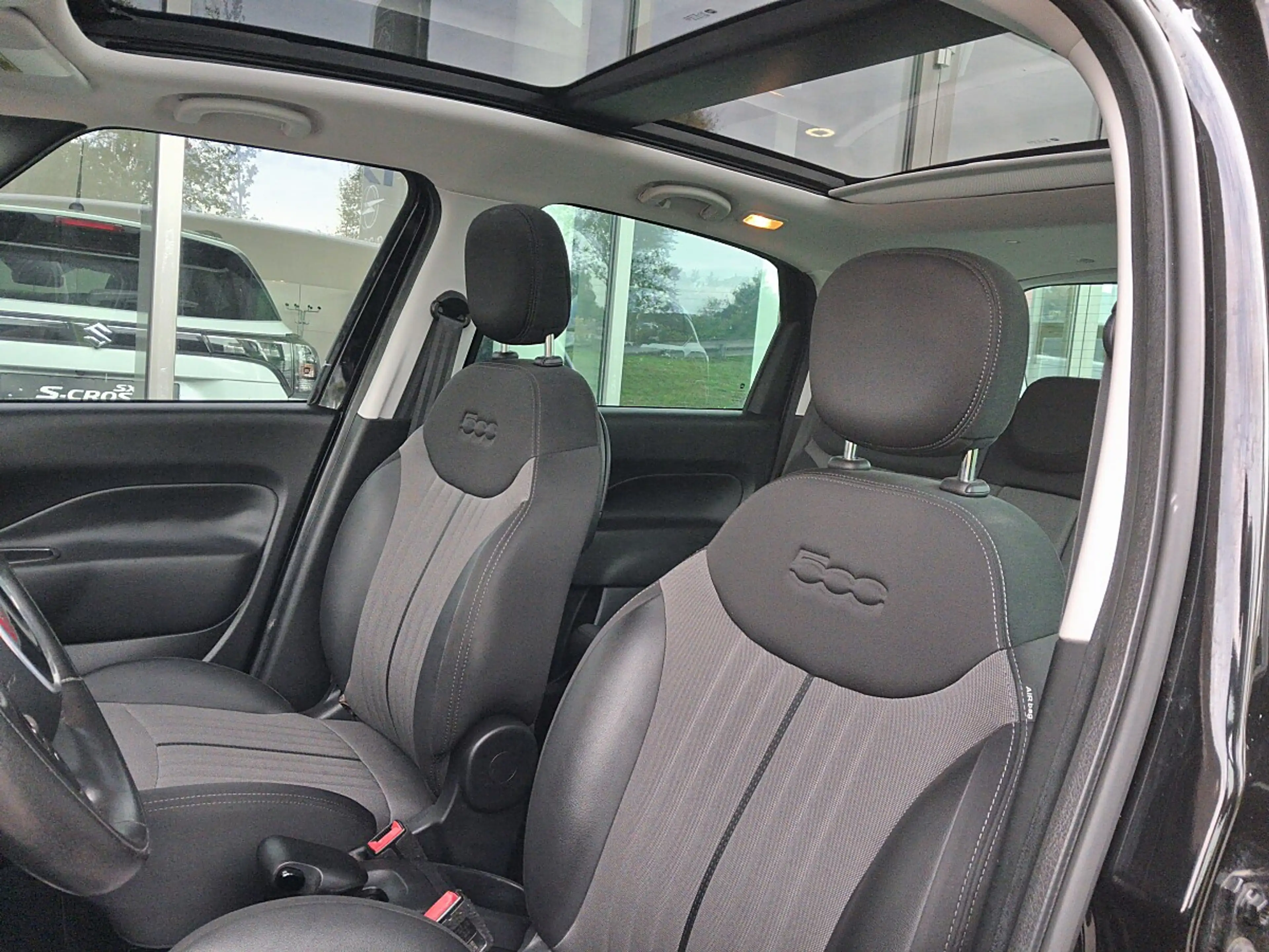 Fiat 500L 1,3 MultiJet II 95 Start&Stop Lounge Dualogic — photo 9