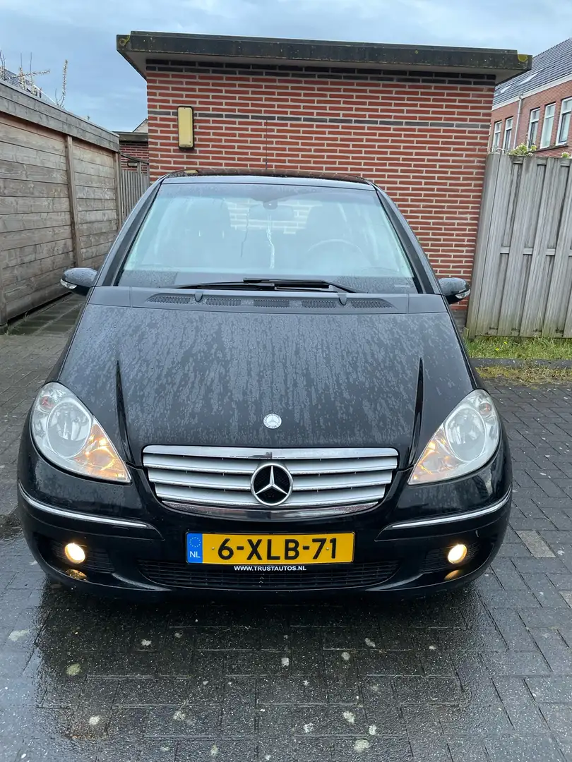 Mercedes-Benz A 150 Classic Negro - 1