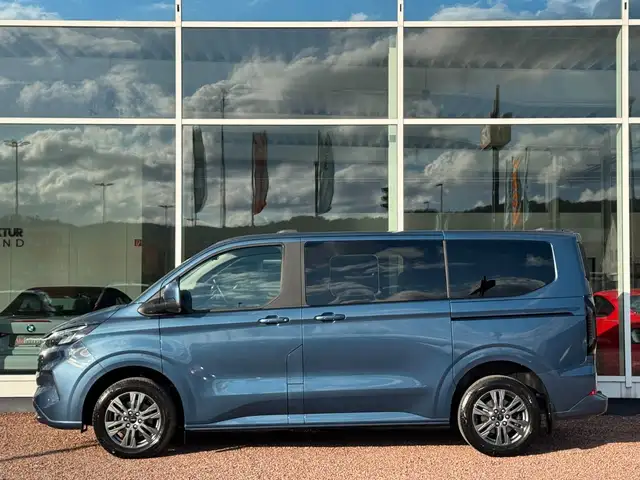 Ford Tourneo Custom view 5