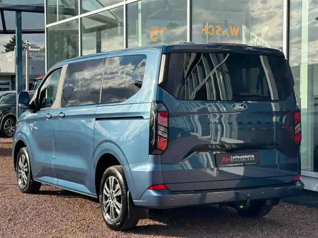 Ford Tourneo Custom view 8
