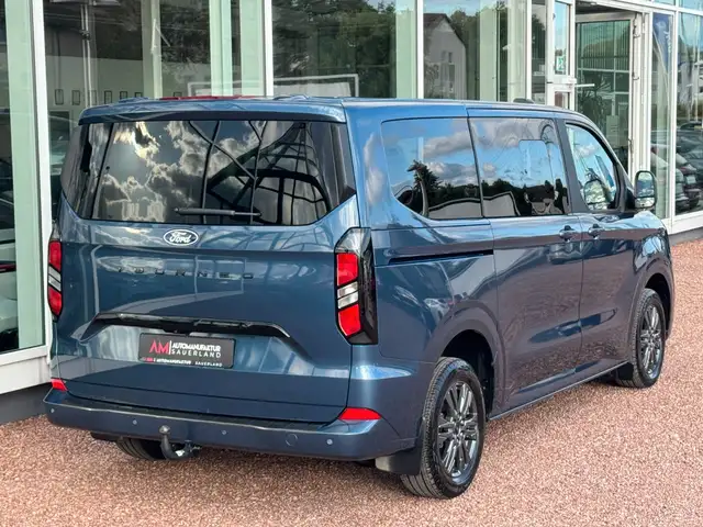 Ford Tourneo Custom view 12