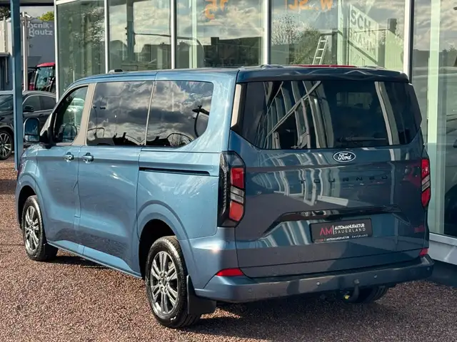 Ford Tourneo Custom view 9