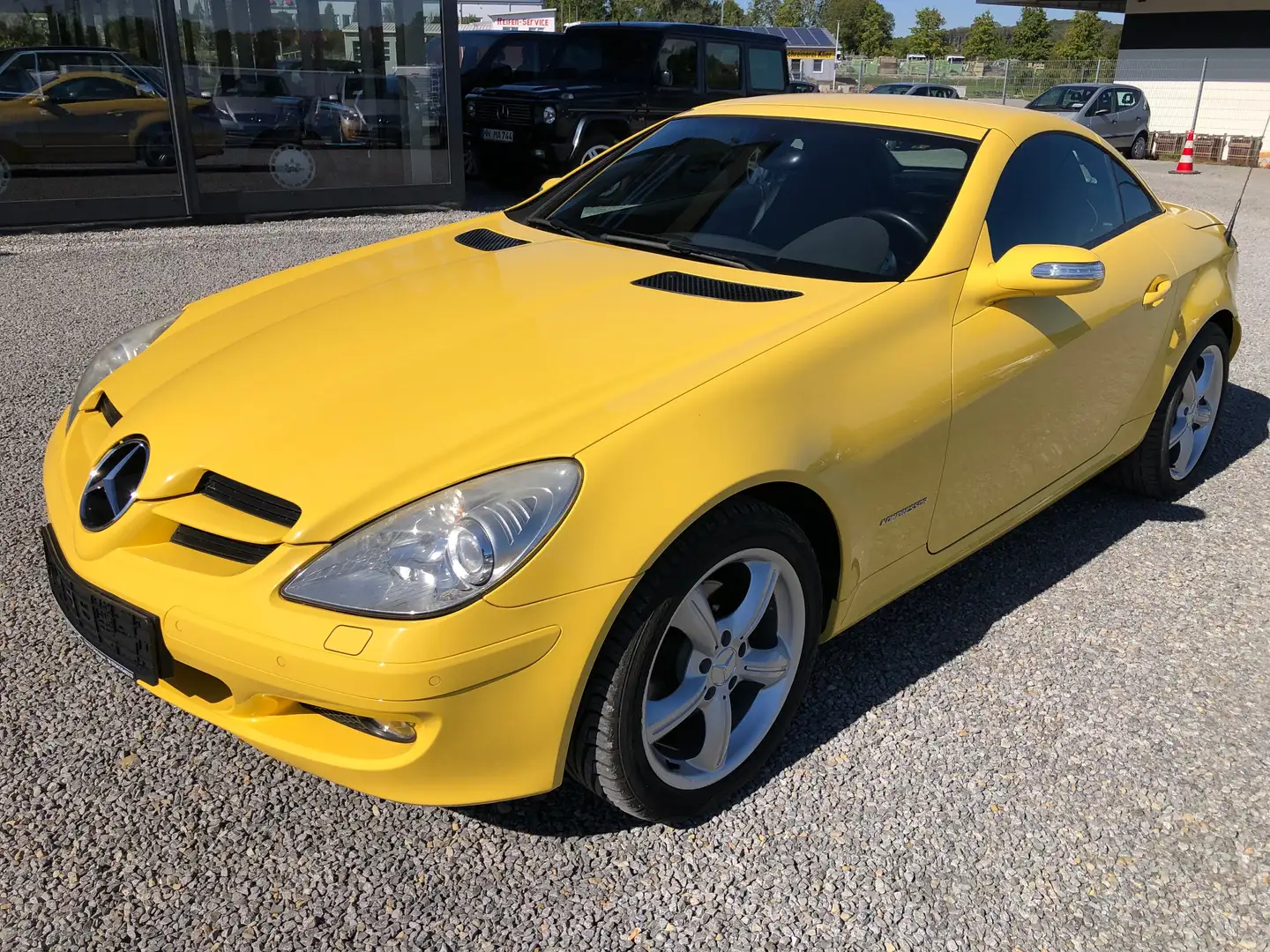 Mercedes-Benz SLK 200 Kompressor*Airscarf*BVB Sonderfarbe CALCITGELB* Yellow - 1
