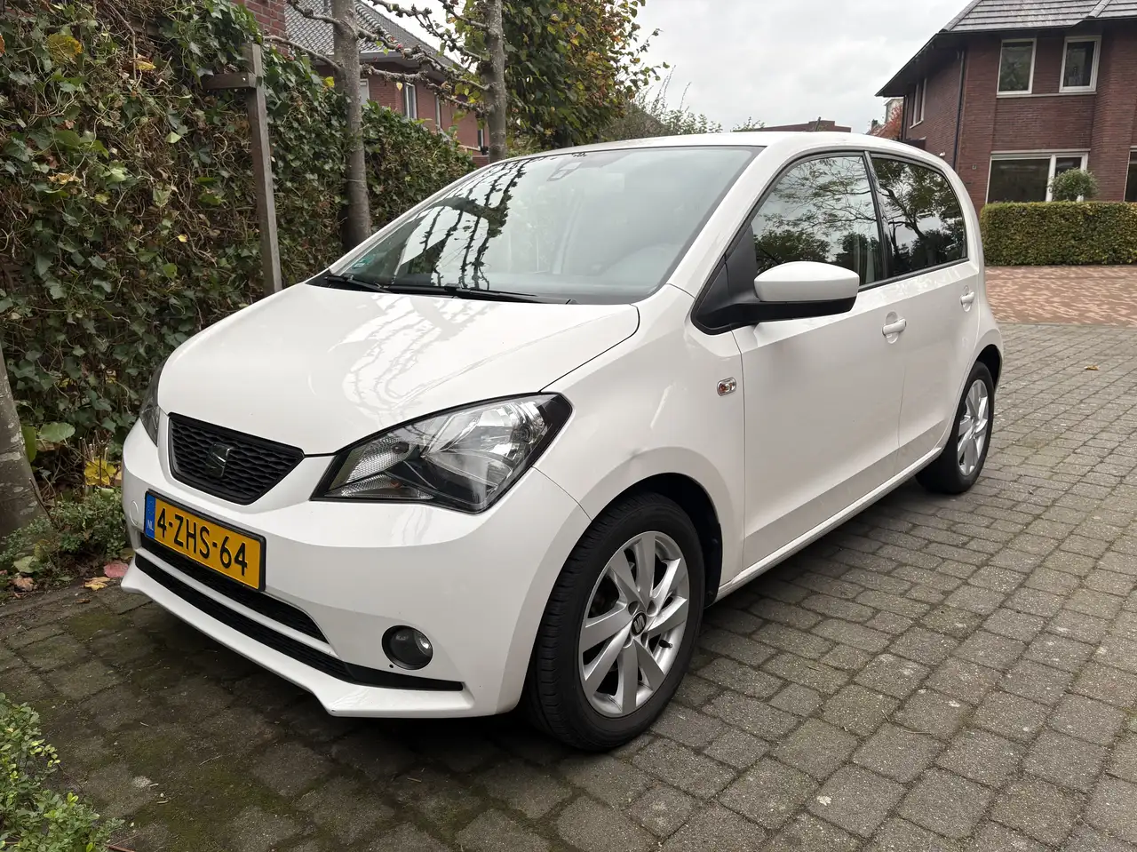 SEAT Mii