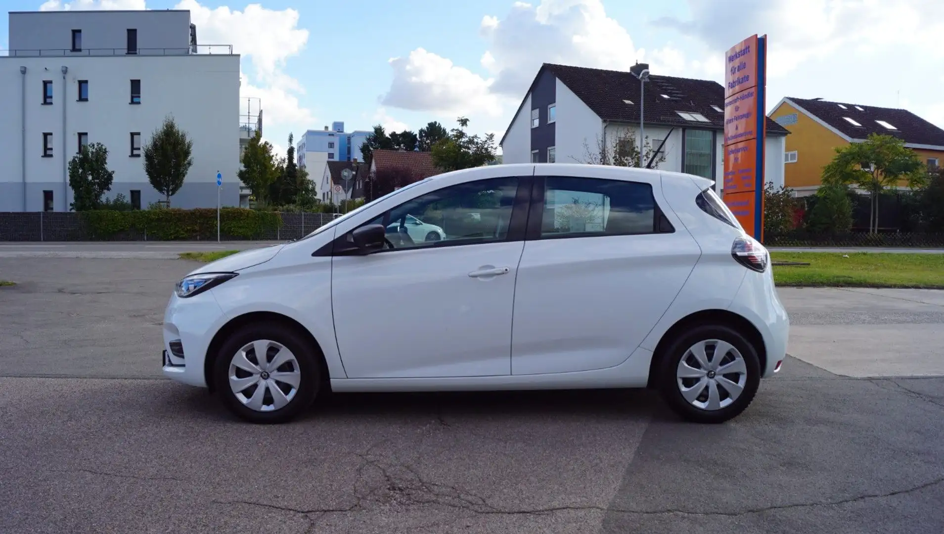 Renault ZOE incl. 52 kW/h Batterie & Batterie-Zertifikat Weiß - 2