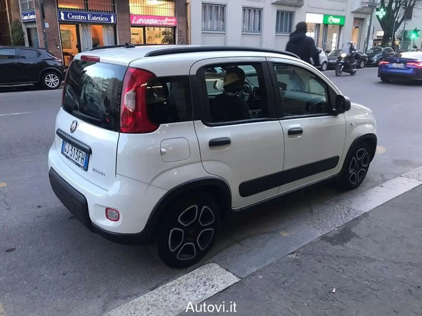 Fiat Panda 1.0 FireFly S&S Hybrid Bianco - 2