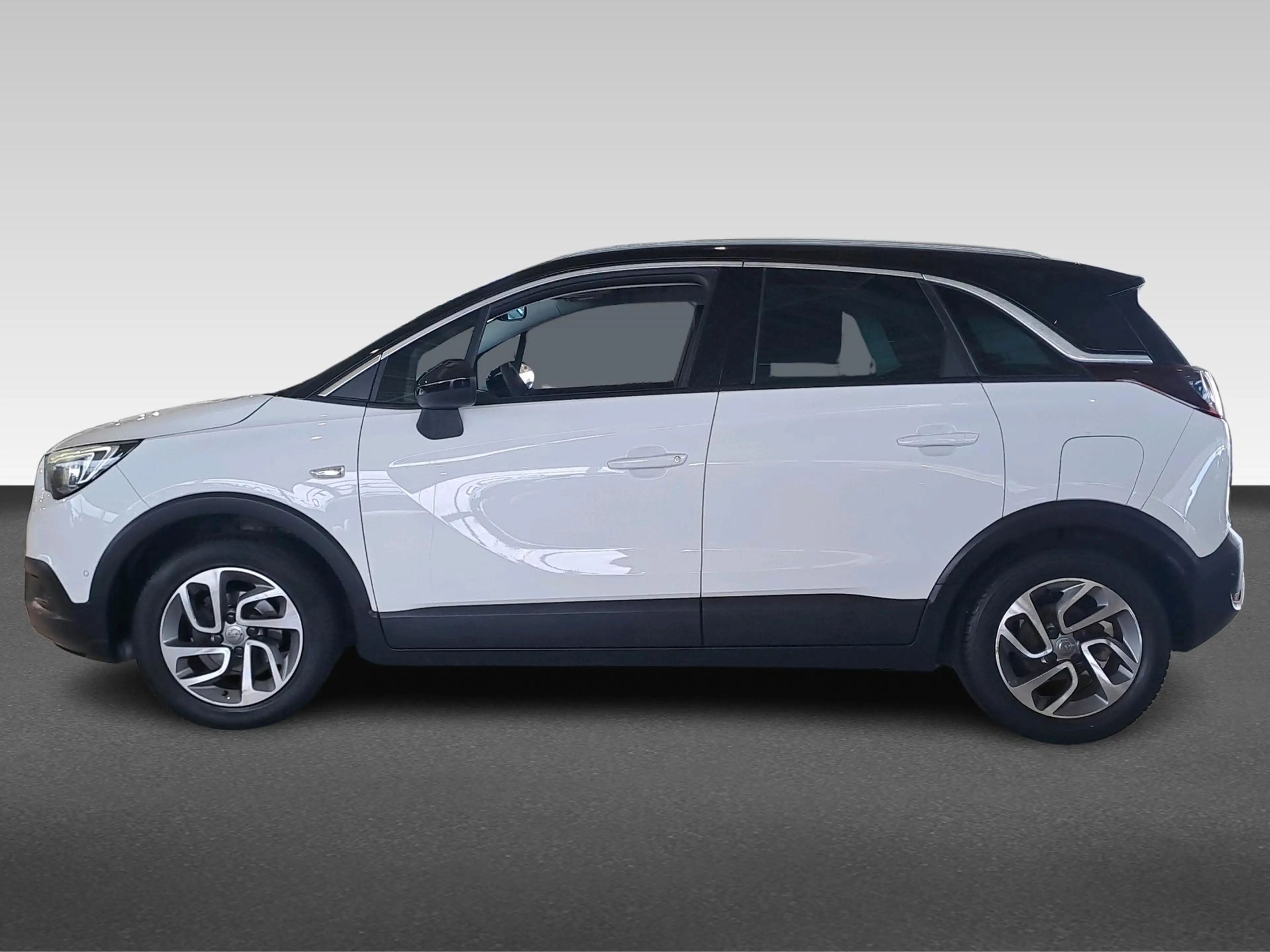 Opel Crossland X 1.2 Innovation — photo 2
