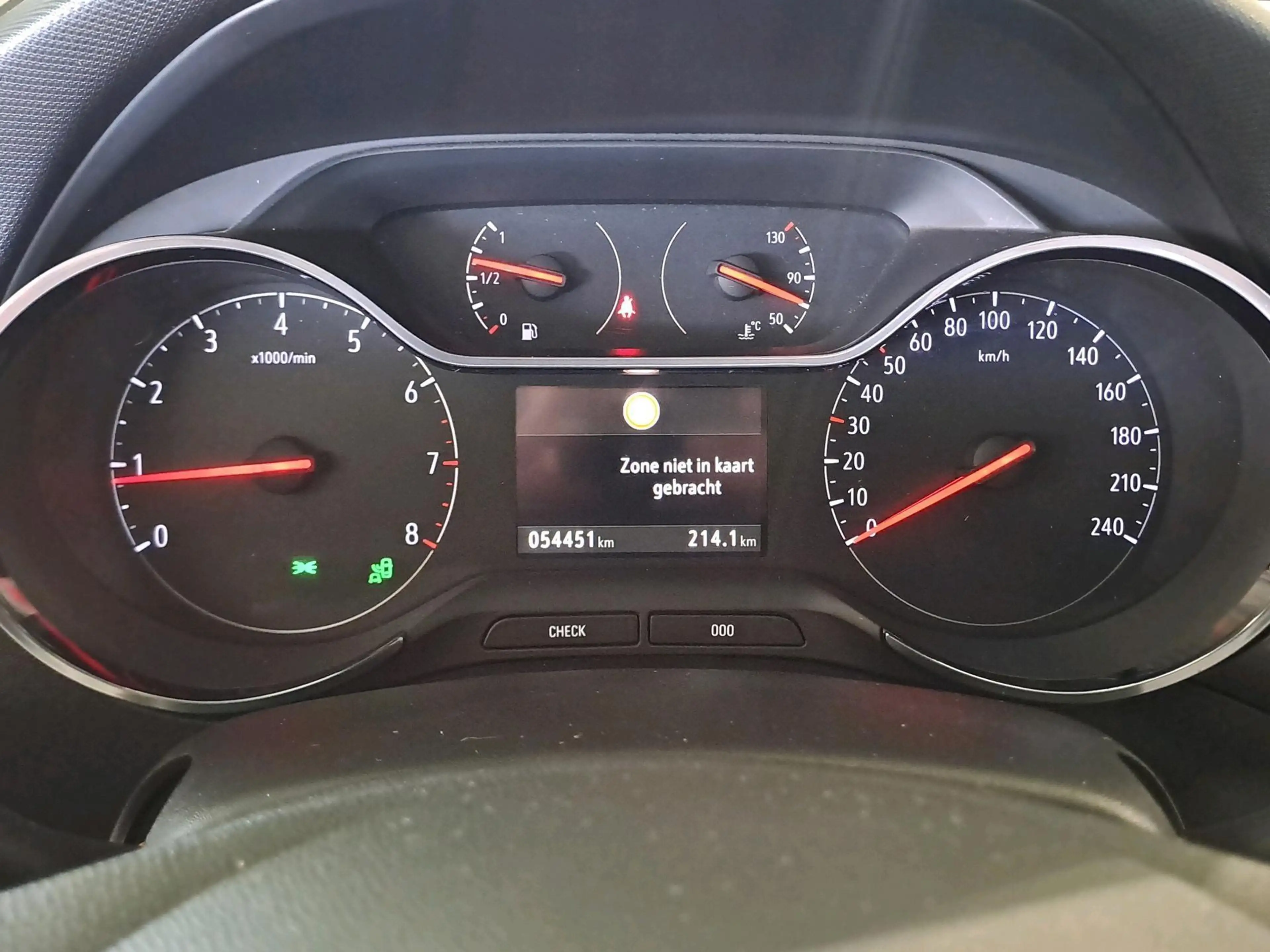 Opel Crossland X 1.2 Innovation — photo 15