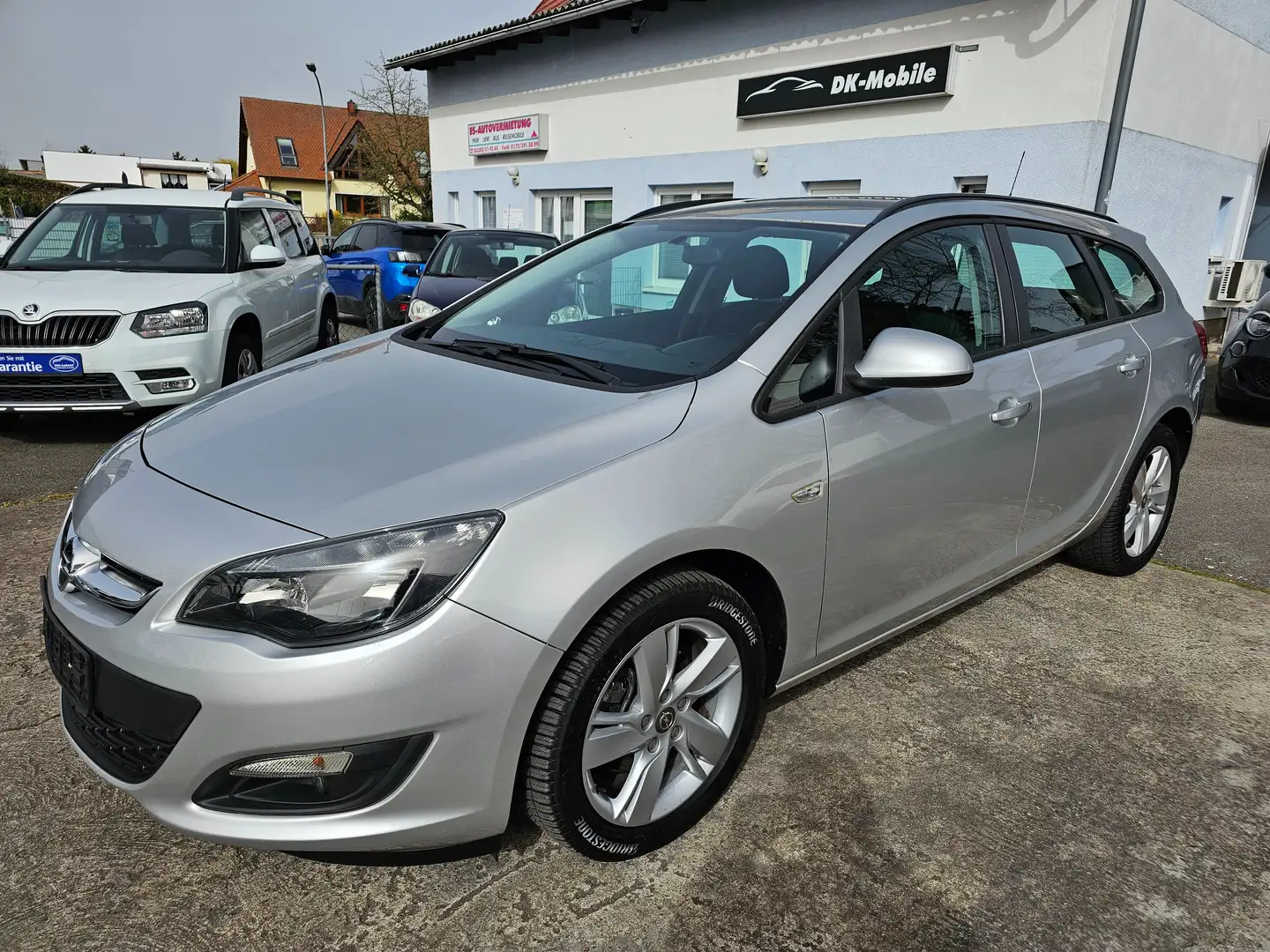 Opel Astra Selection Silber - 1