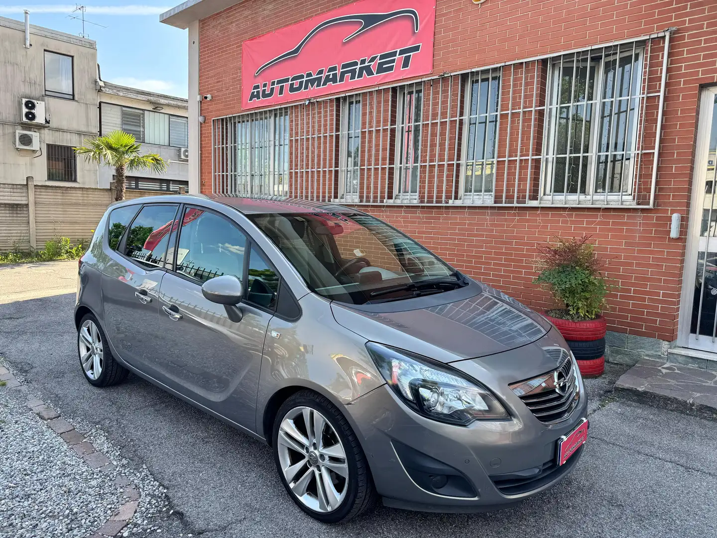 Opel Meriva 1.7 cdti Cosmo 110cv Oro - 1