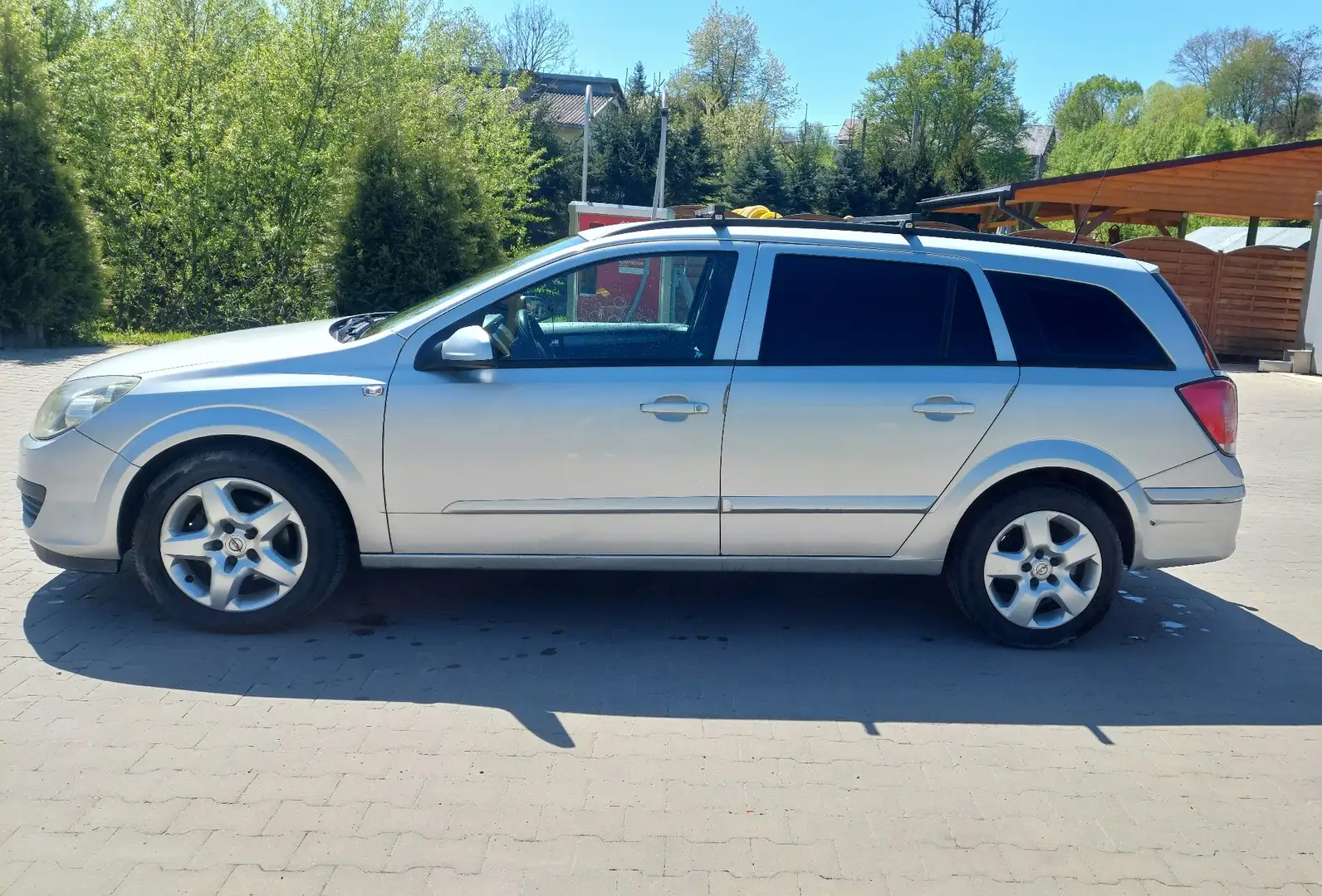 Opel Astra 1.6 Caravan - 1