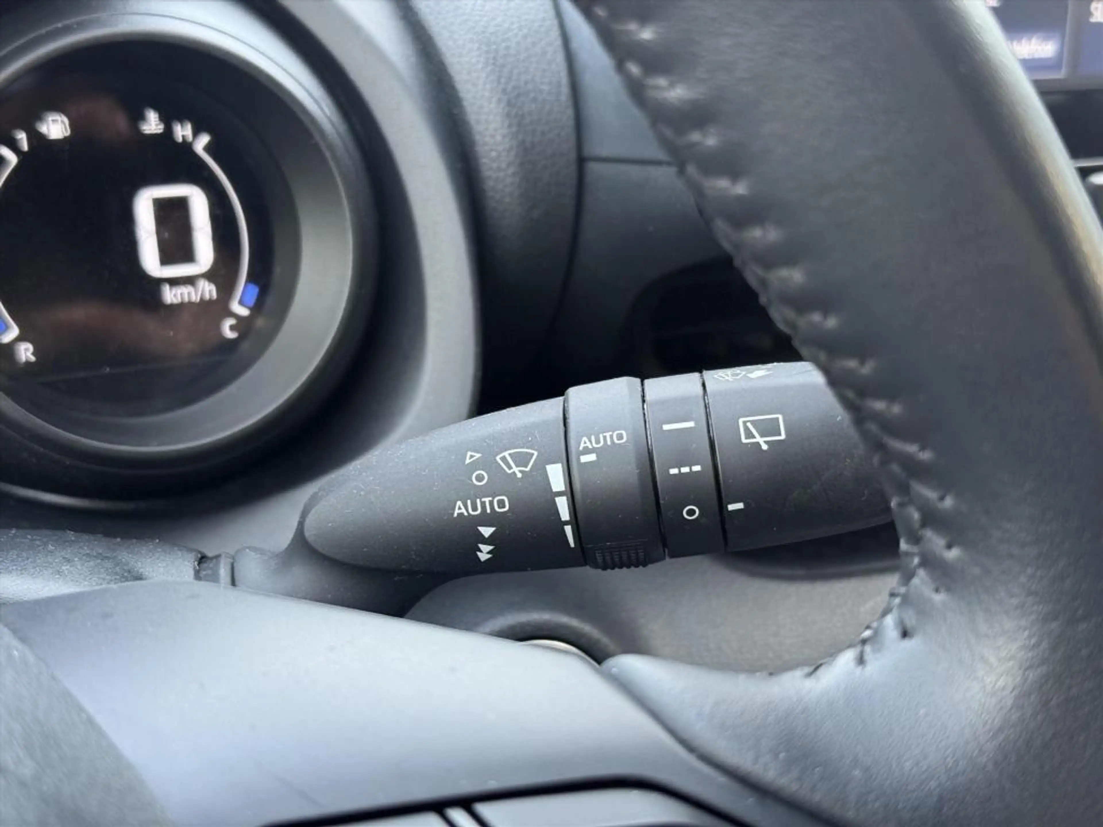 Toyota Yaris 1.5 Hybrid Dynamic Plus | Stoelverwarming, 16 inch — photo 23