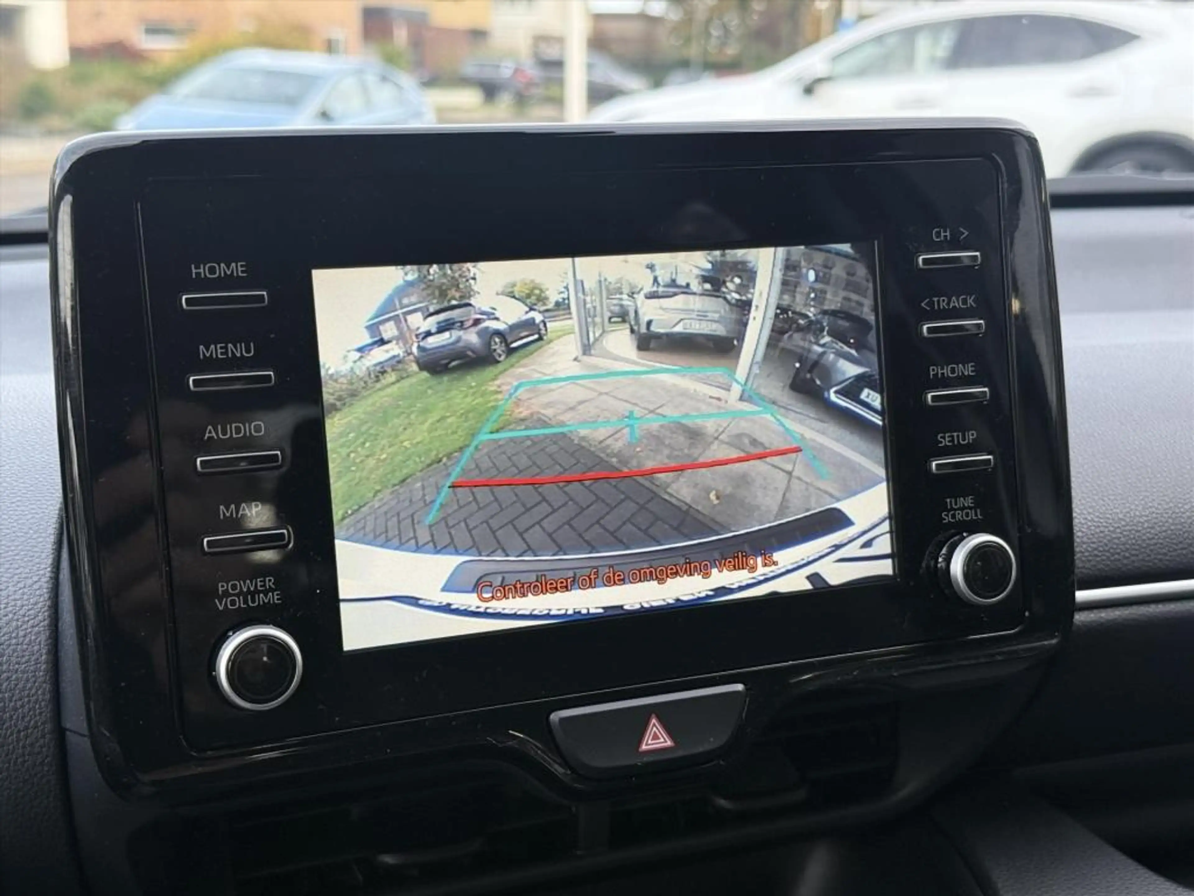 Toyota Yaris 1.5 Hybrid Dynamic Plus | Stoelverwarming, 16 inch — photo 18