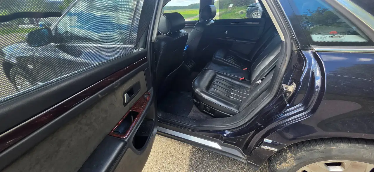 Audi A8 3.7 quattro, foto 9