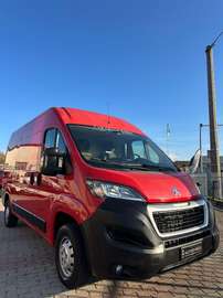 Peugeot Boxer 335 L2H2 2.2 Bluehdi 140cv S&S