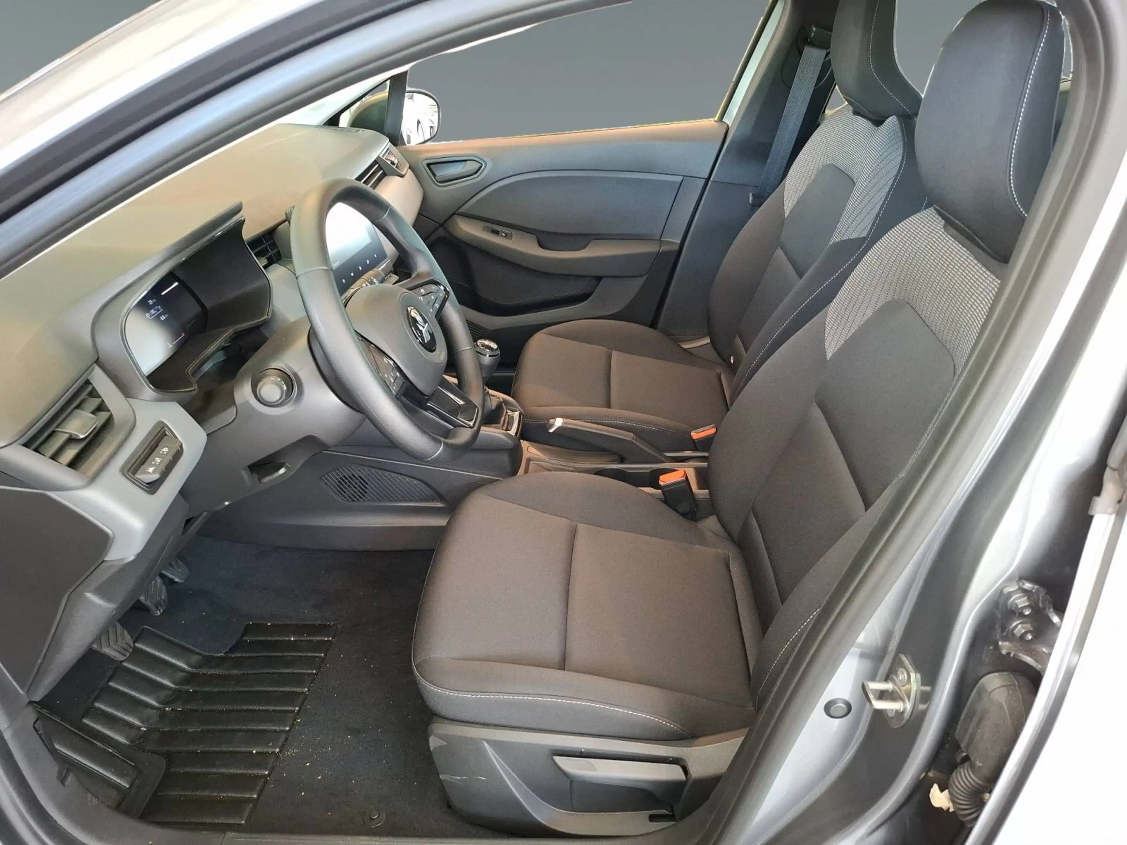 Mitsubishi Colt 1.0 Plus auch in Grau verfügbar — photo 7