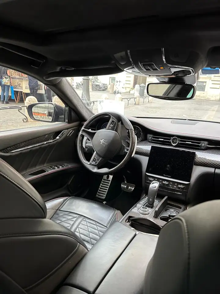 Maserati Quattroporte 2022
