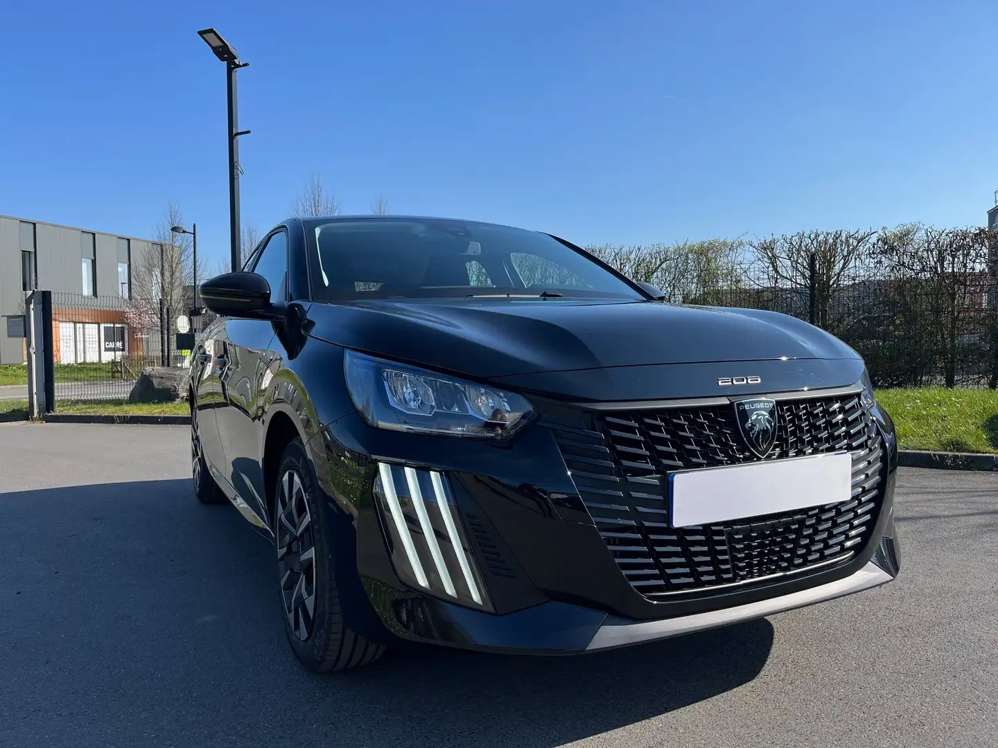 Peugeot 208 1.2 Hybrid 100ch Allure e-DCS6 Noir - 2