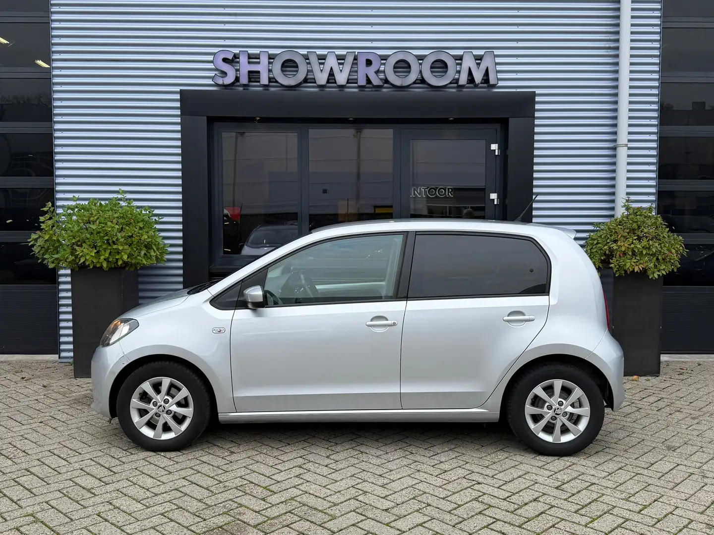 Skoda Citigo 1.0 Greentech Fresh Airco|Navi|Cruisecontrol|Elekt Grijs - 2