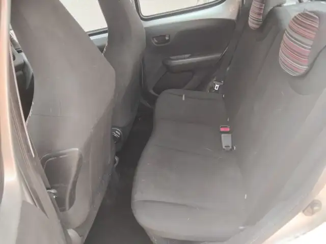 Citroen C1 view 9