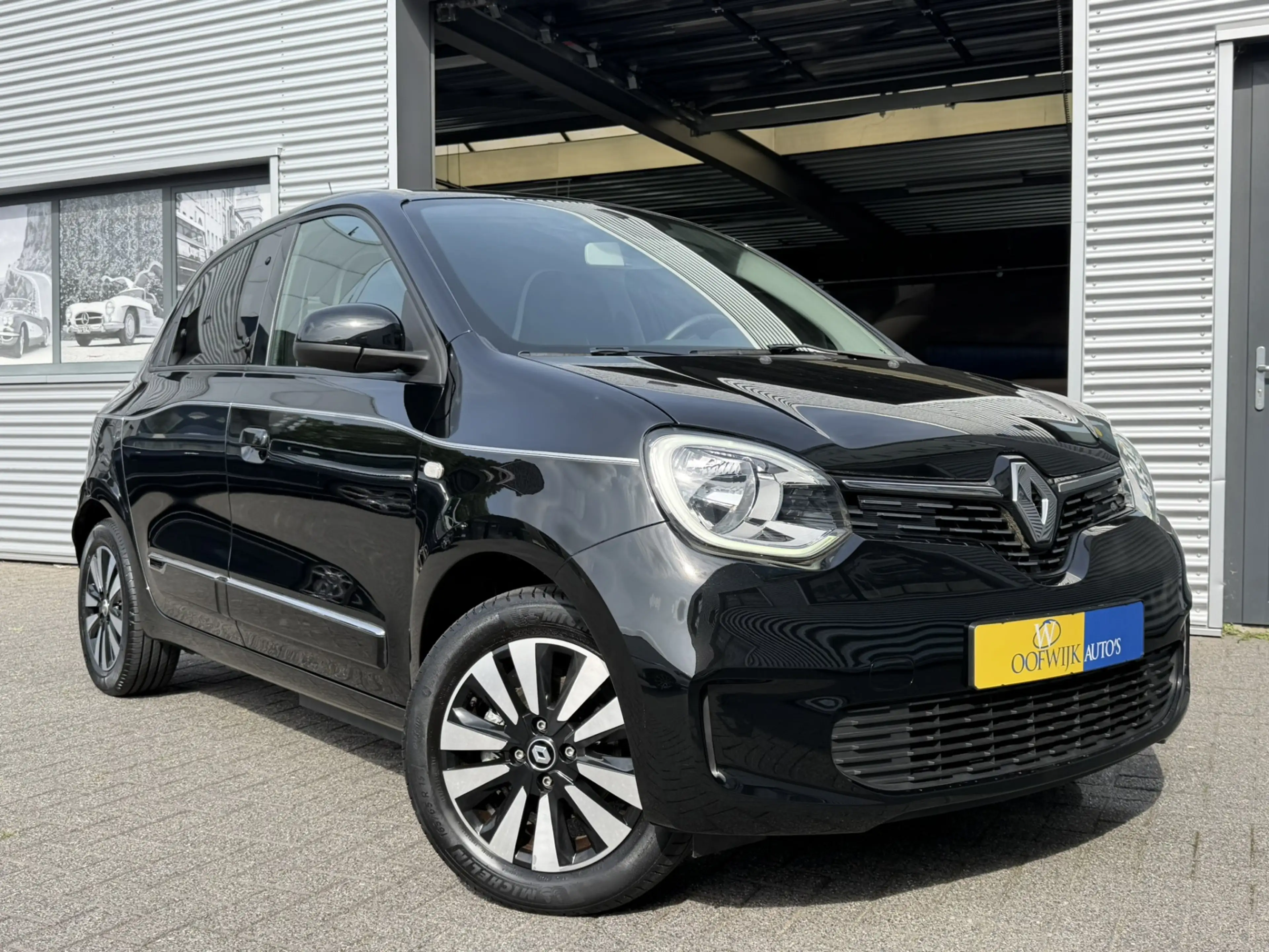 Renault Twingo Z.E. R80 E-Tech Techno 22 kWh Clima H-Leder CarPla — photo 18