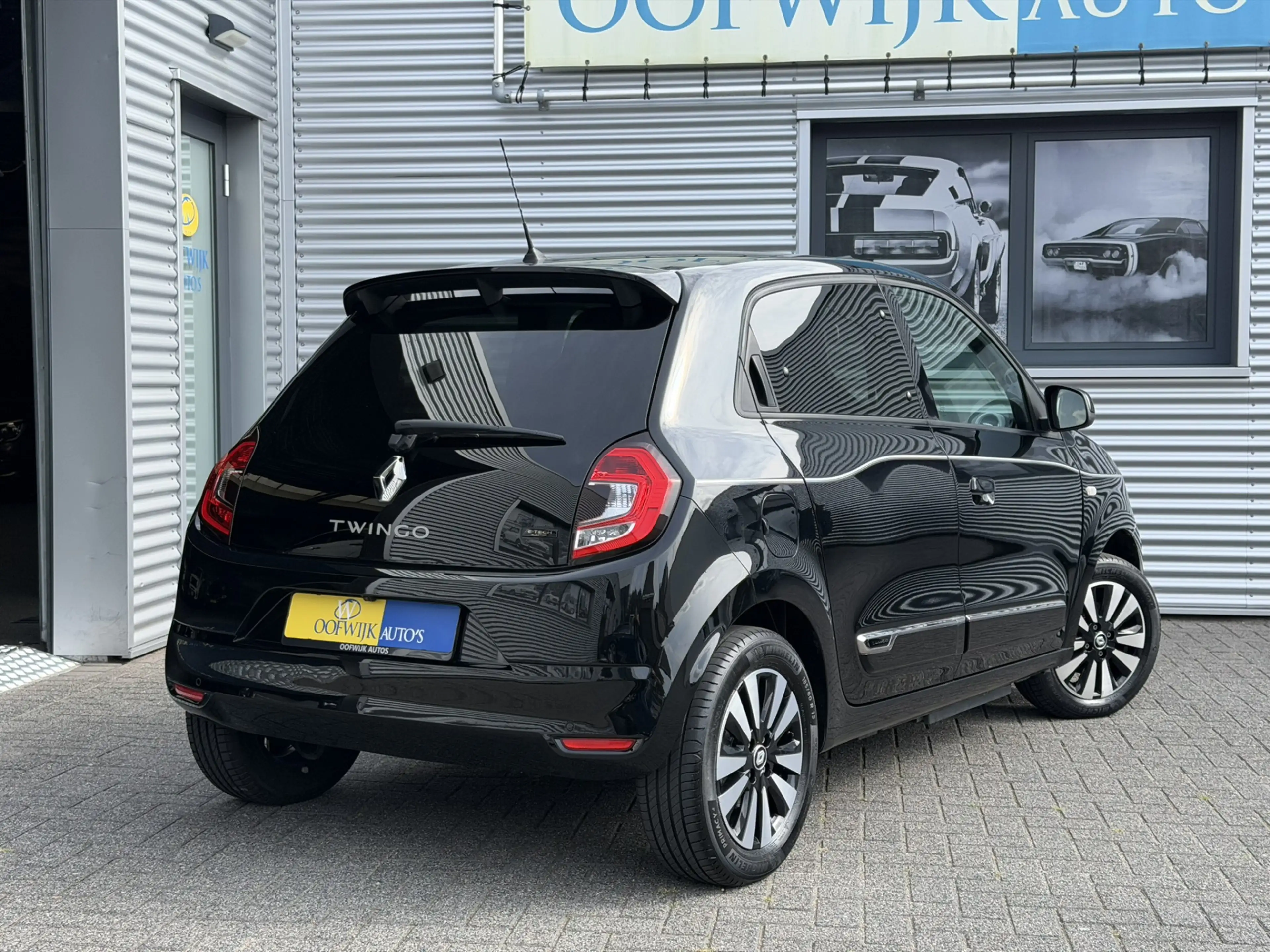 Renault Twingo Z.E. R80 E-Tech Techno 22 kWh Clima H-Leder CarPla — photo 2