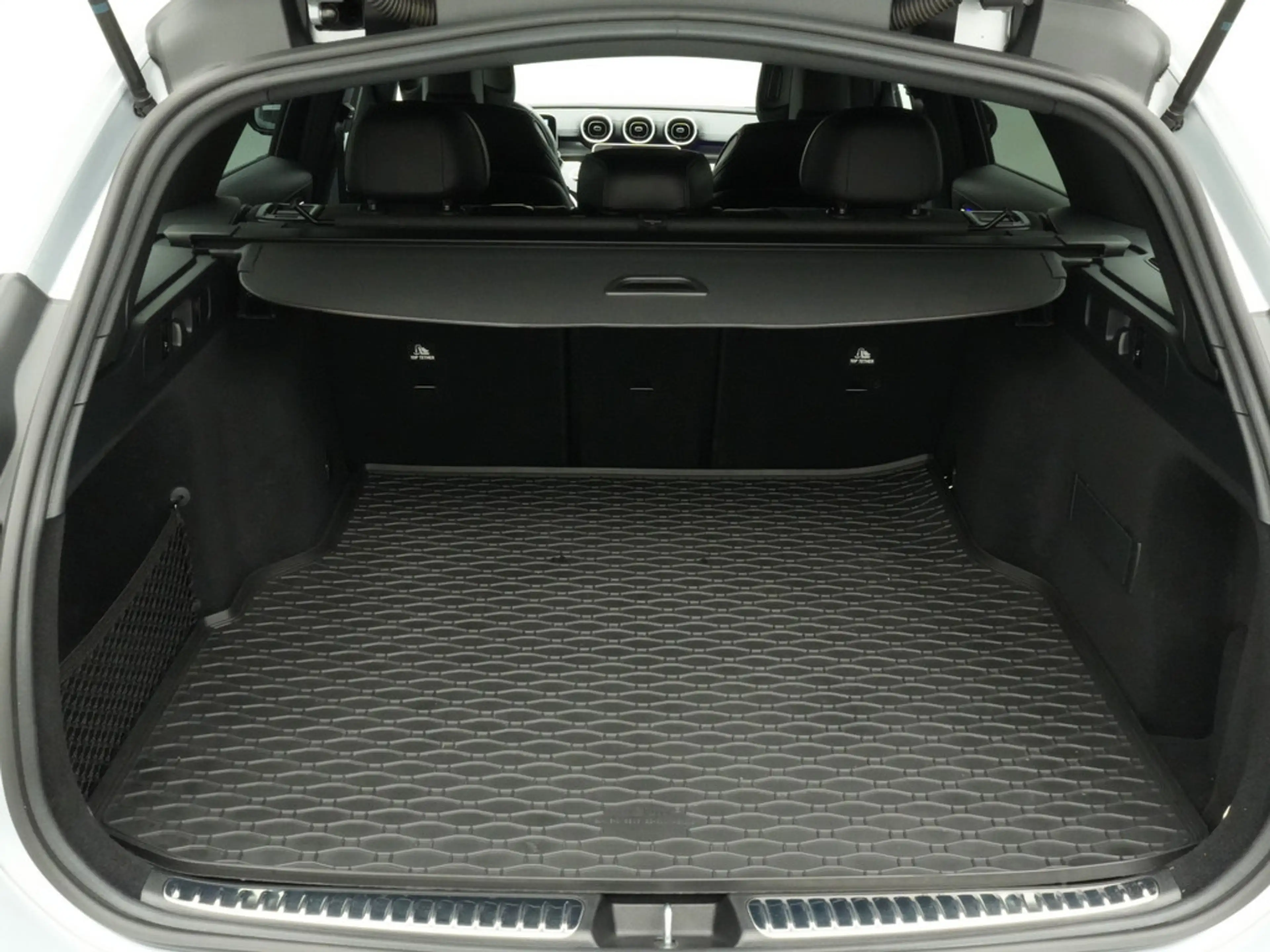 Mercedes-Benz C 200 AMG Line VIRT KAM 360° LED MEMORY LEDER — photo 10