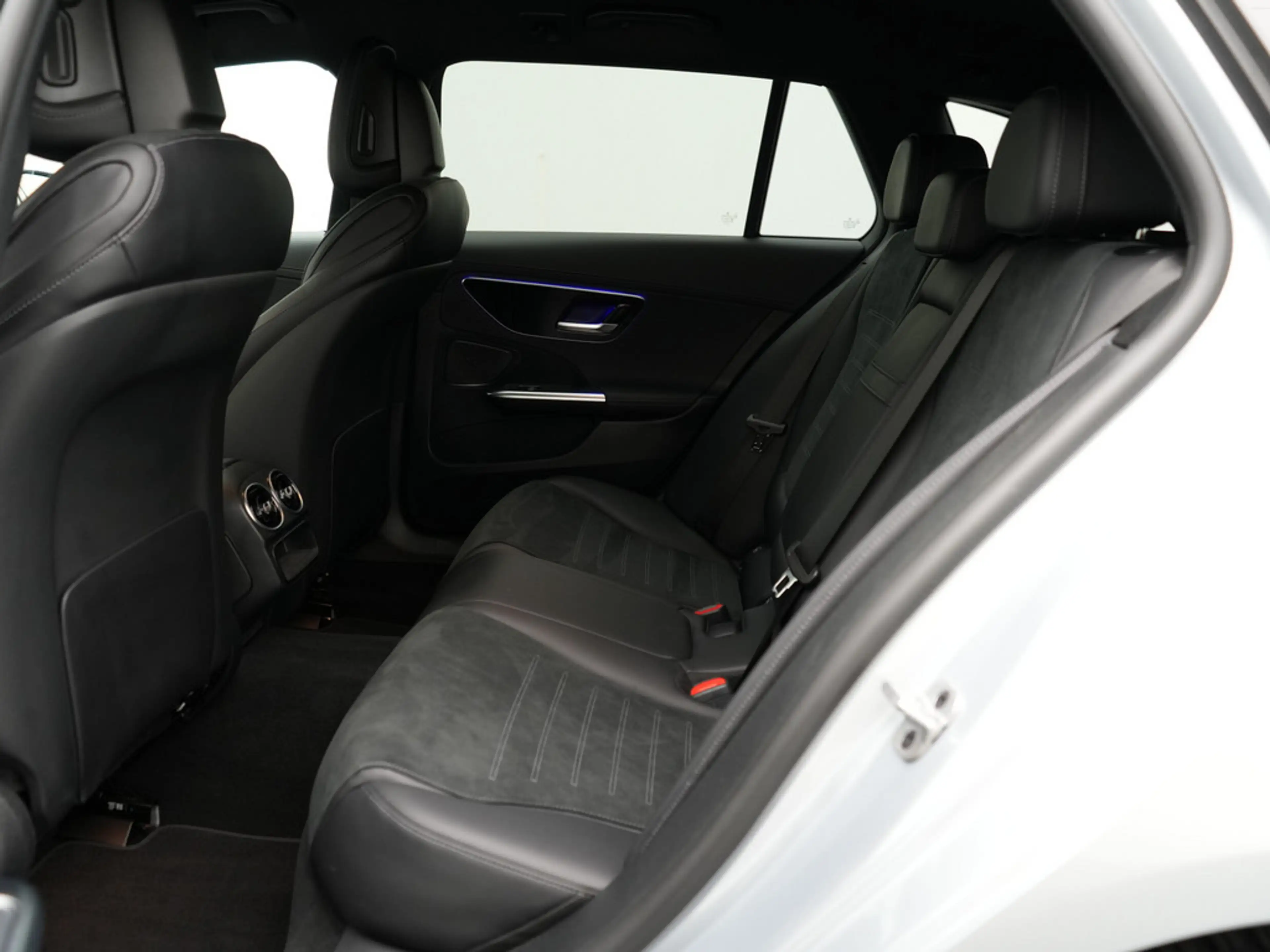 Mercedes-Benz C 200 AMG Line VIRT KAM 360° LED MEMORY LEDER — photo 9