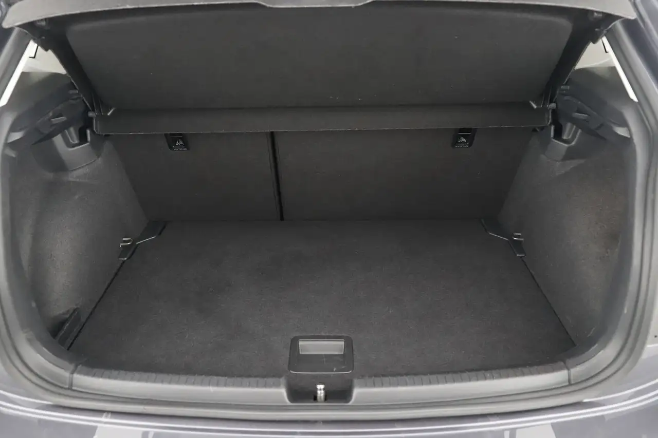 Volkswagen Polo 1.0 TSI Life|CarPlay|SHZ|PDC v+h|LED|Tempo 6