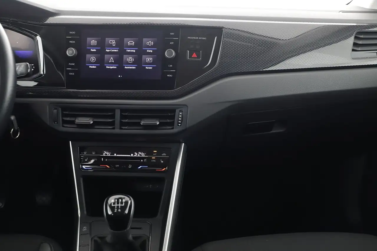 Volkswagen Polo 1.0 TSI Life|CarPlay|SHZ|PDC v+h|LED|Tempo 11