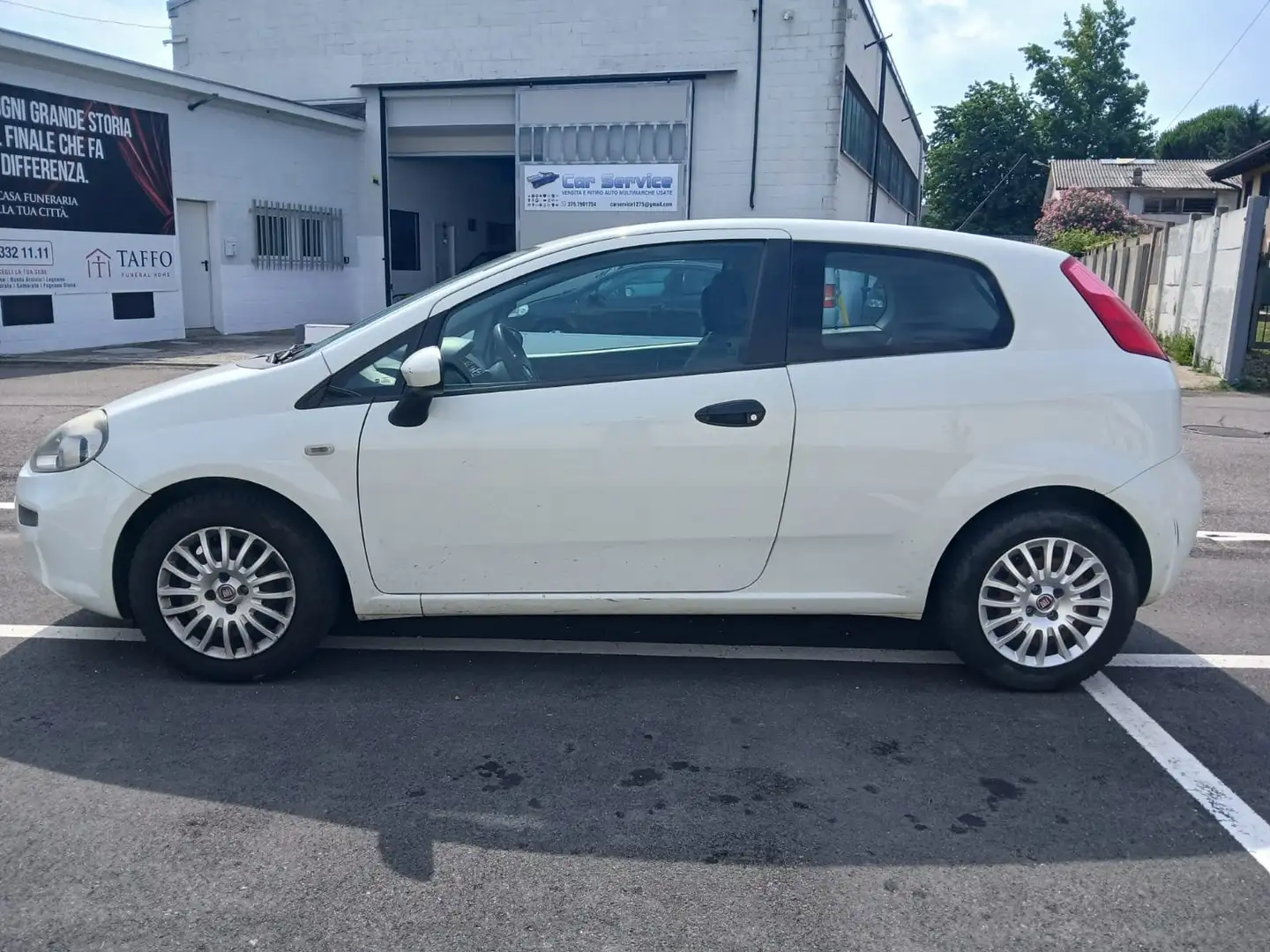 Fiat Punto Grande Punto 3p 1.2  Gpl Bianco - 2