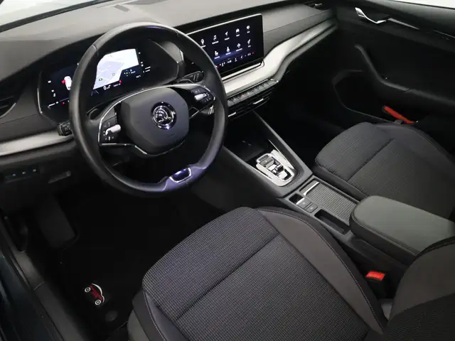 Skoda Octavia view 8