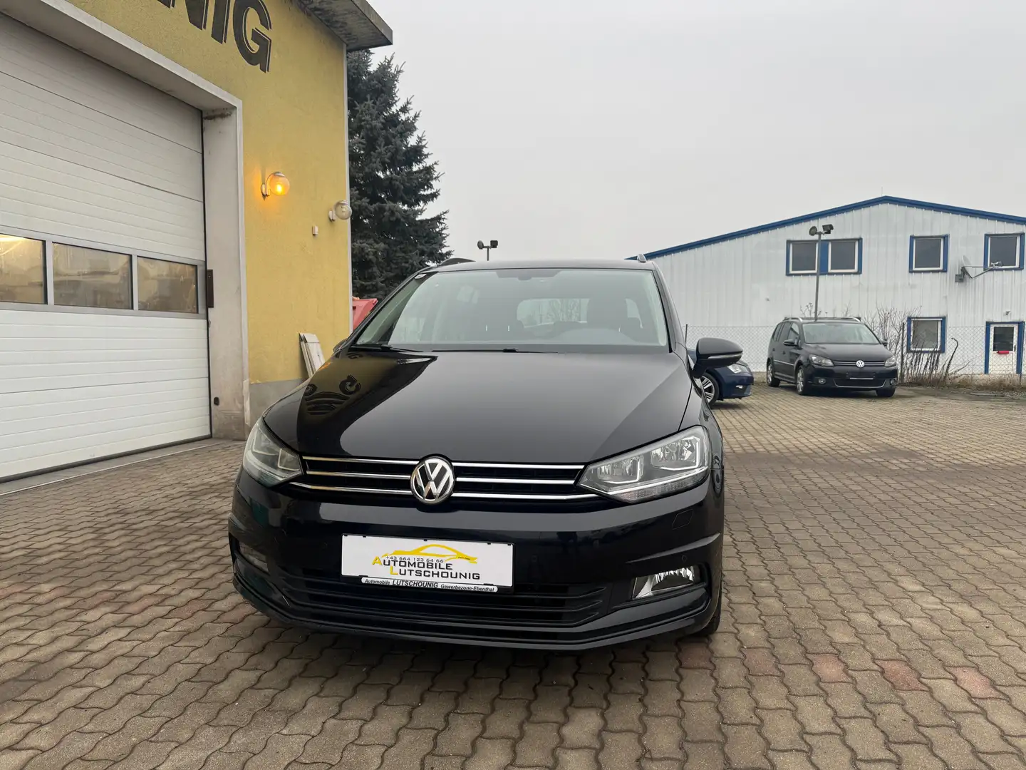 Volkswagen Touran 1.6 TDI com Schwarz - 1