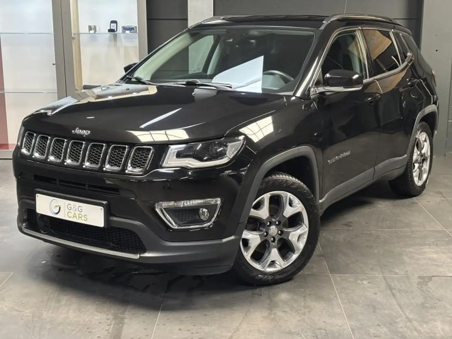 Jeep Compass Limited Zwart - 1