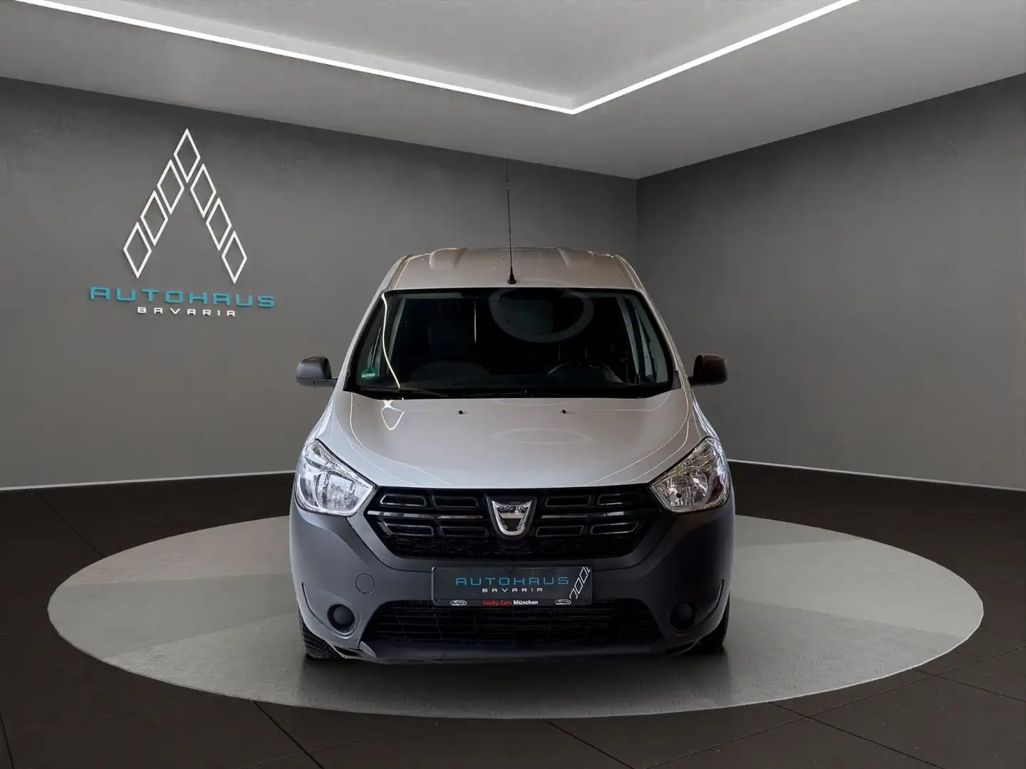 Dacia Dokker 1.3 *TÜV-NEU*AHK*BLUETOOTH* Weiß - 2