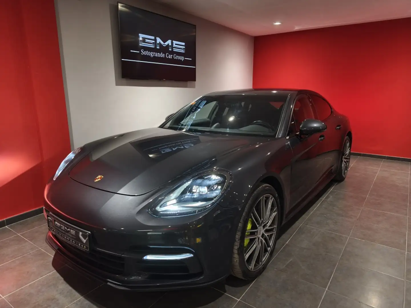 Porsche Panamera 4 e-Hybrid Gris - 1