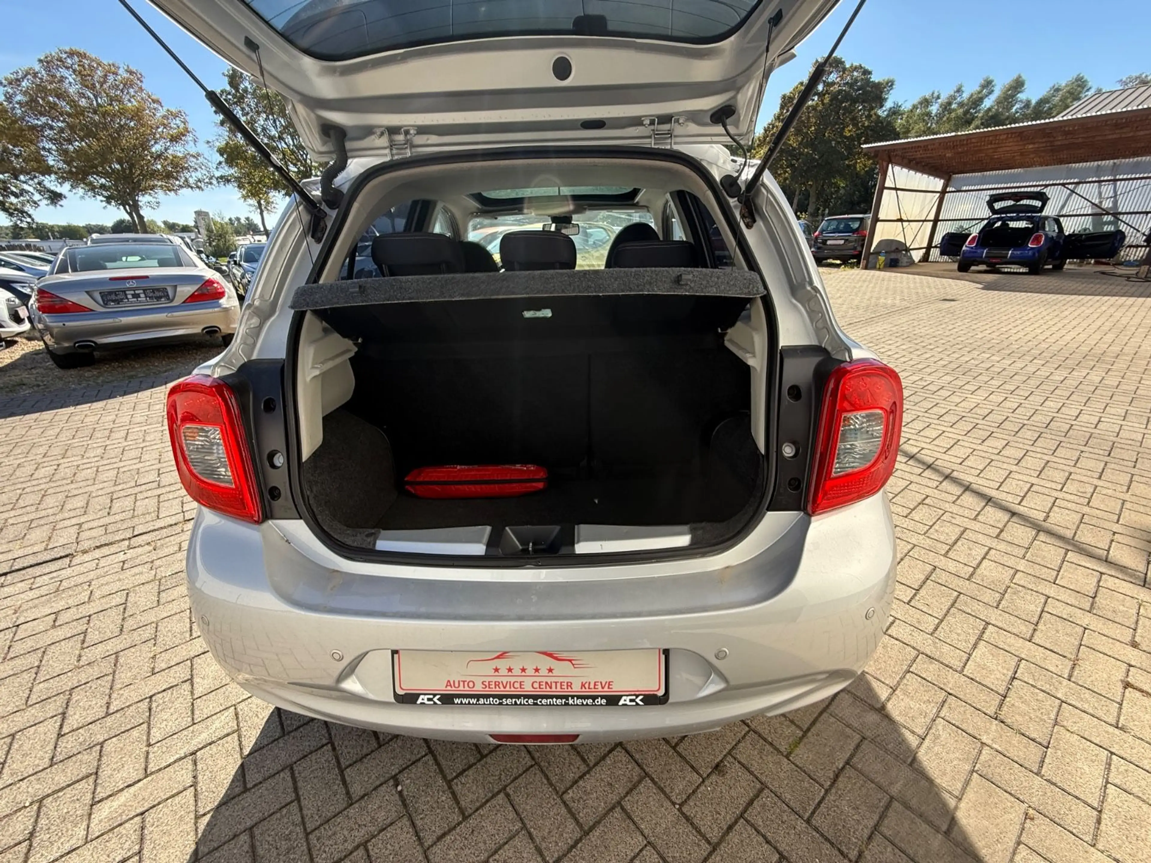 Nissan Micra Tekna*PANO*SHZ*KLIMA*PDC*NAVI*2HAND — photo 7